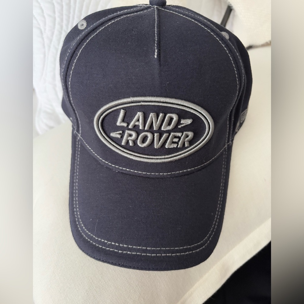 Bundle Land Rover Defender Navy Pullover and Land Rover hay - Picture 3 of 14